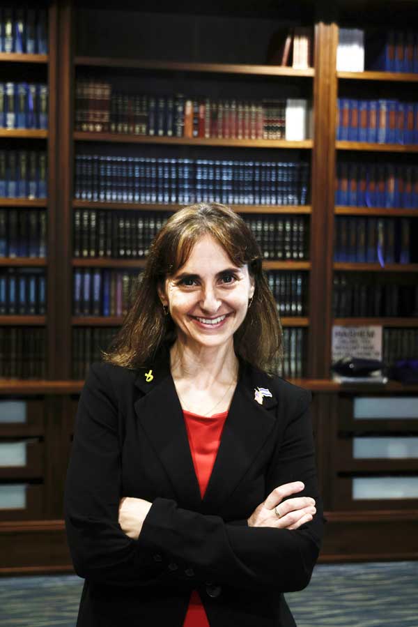 law-books-tracy